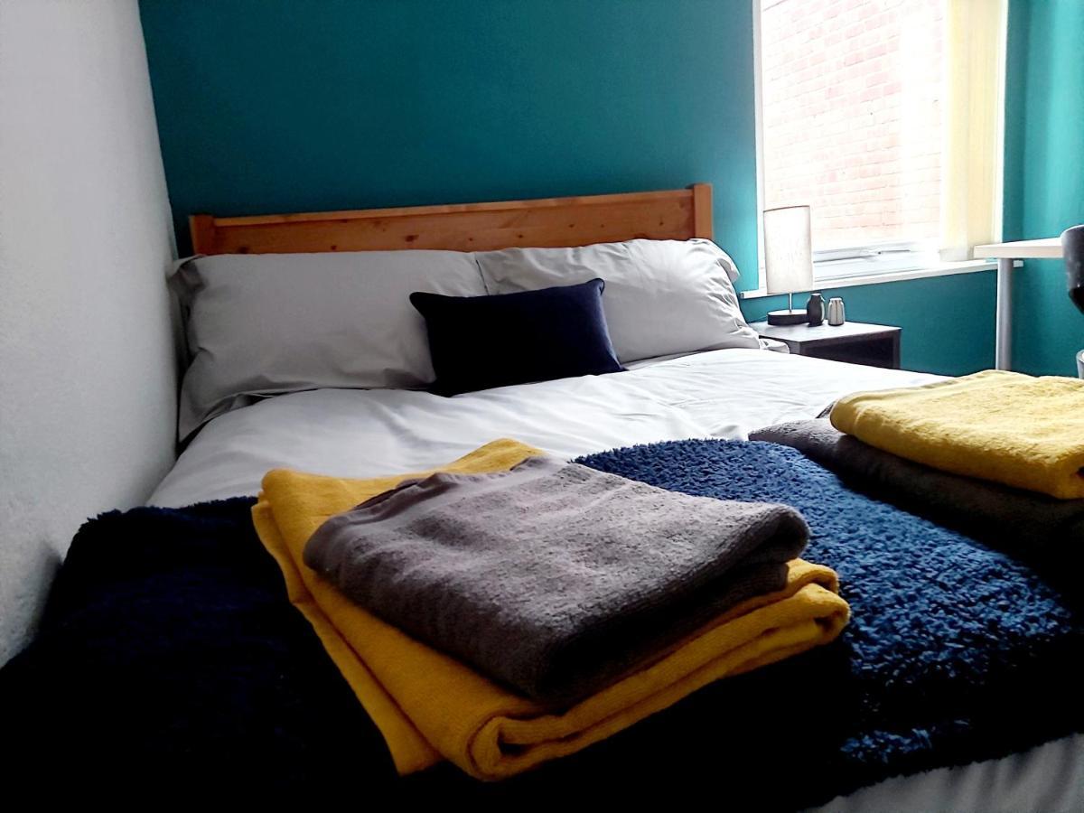Comfy 4 Bed Home Away From Home Coventry Luaran gambar